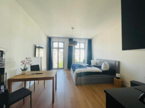 Innenstadt Refugium in ruhiger Wasserlage+Balkon